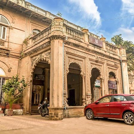 Dera Haveli- Heritage Homestay กวาลิออร์ ภายนอก รูปภาพ