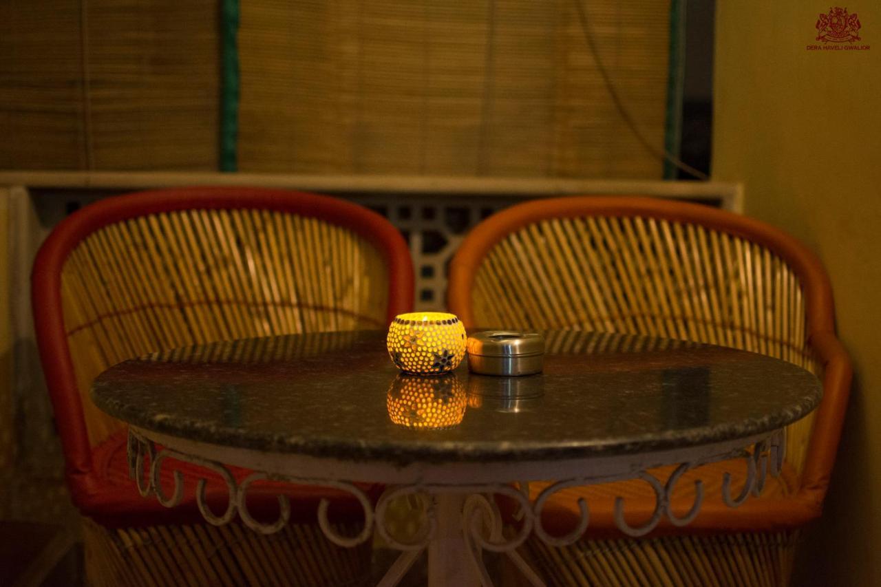 Dera Haveli- Heritage Homestay กวาลิออร์ ภายนอก รูปภาพ